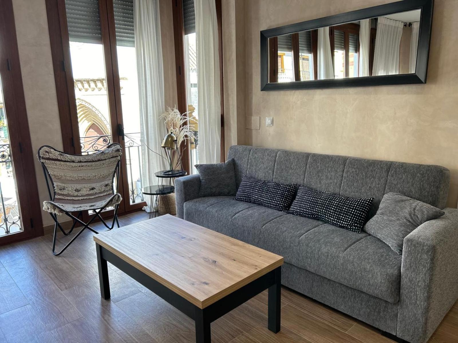 Wanderlust Loft Apartment Севиля Екстериор снимка
